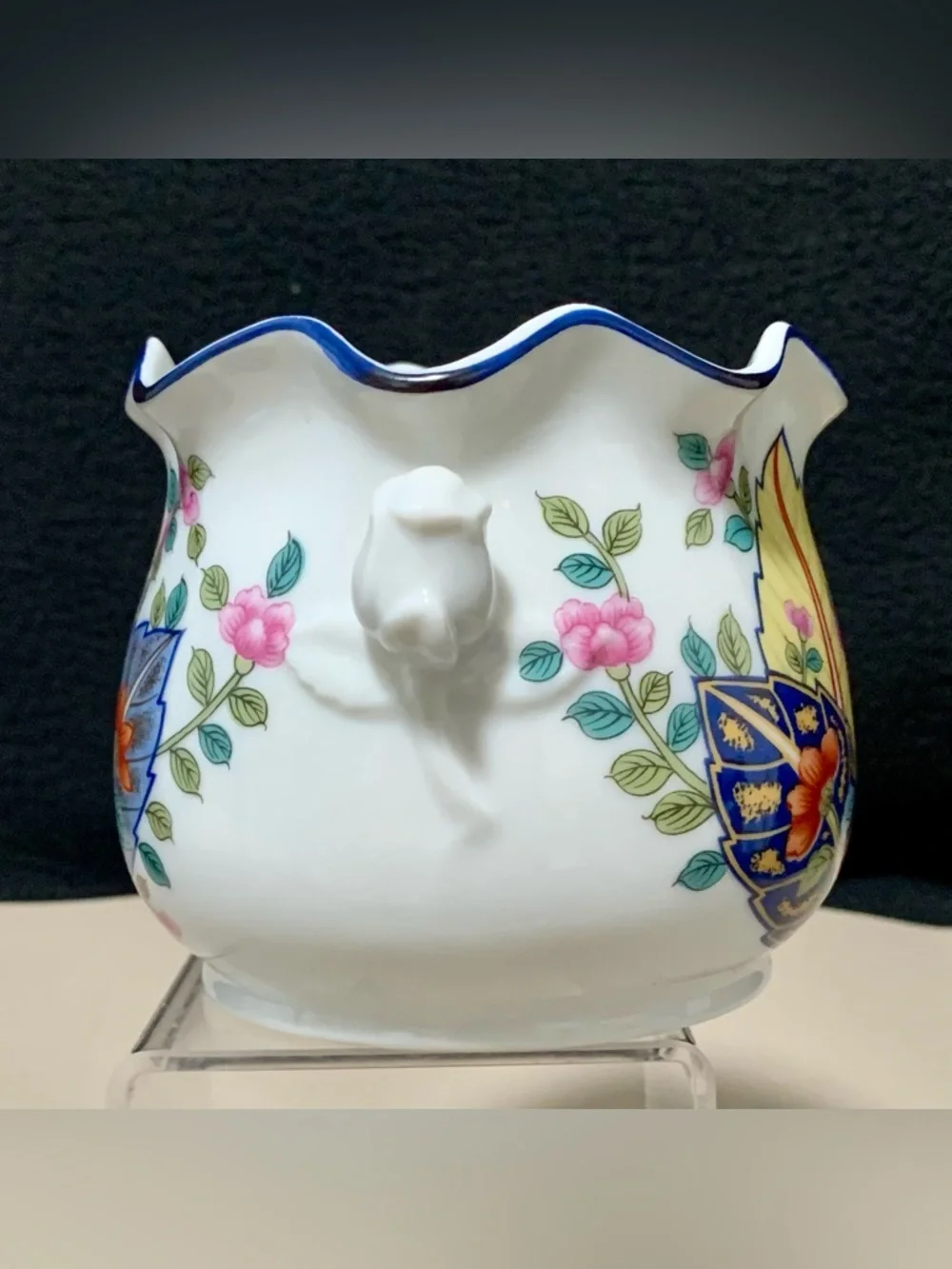 🔍 Vintage Seymour Mann “Tobacco Leaf” Fine China Cachepot / Planter – 1970s